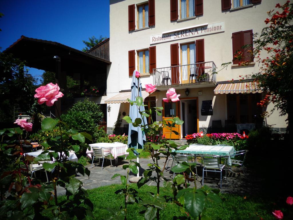 Hotel Pensione Serena Purasca Luaran gambar