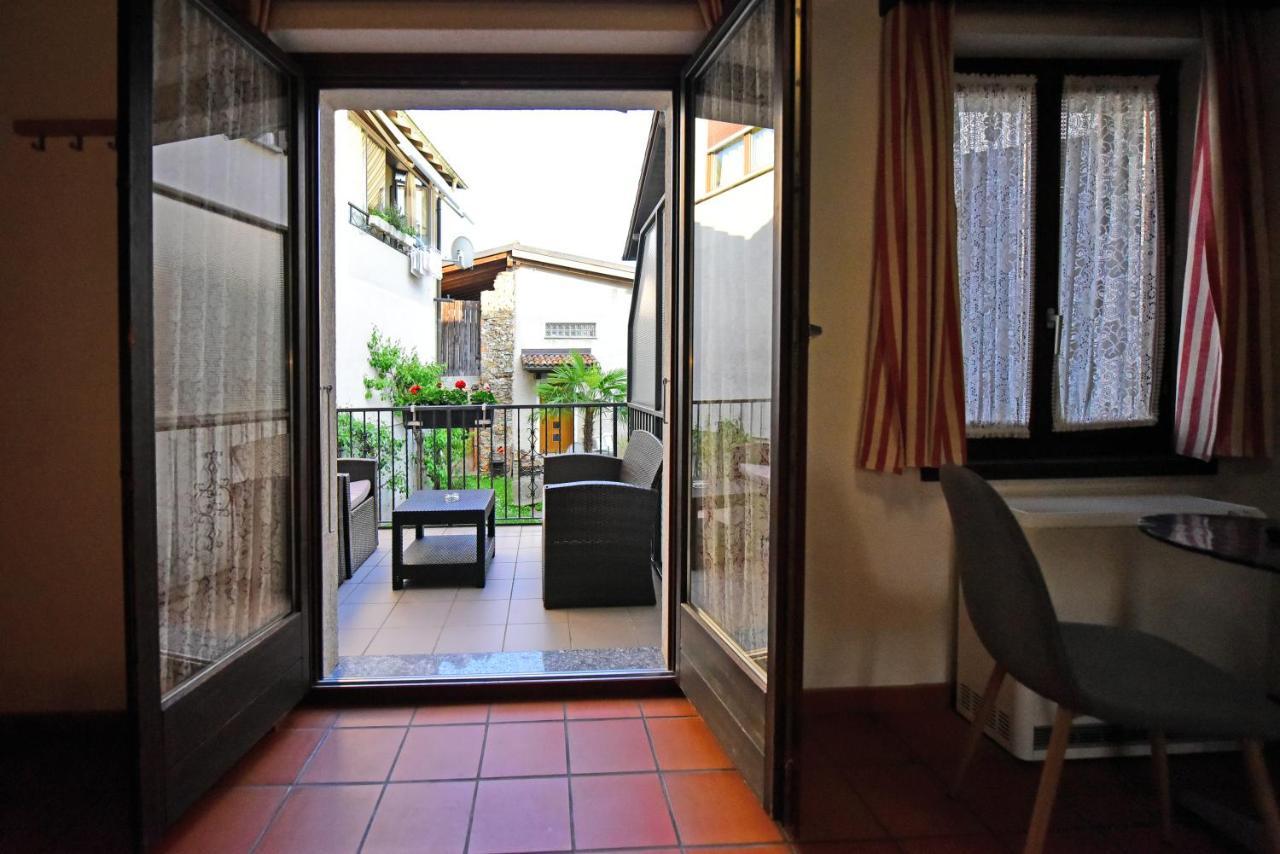 Hotel Pensione Serena Purasca Luaran gambar