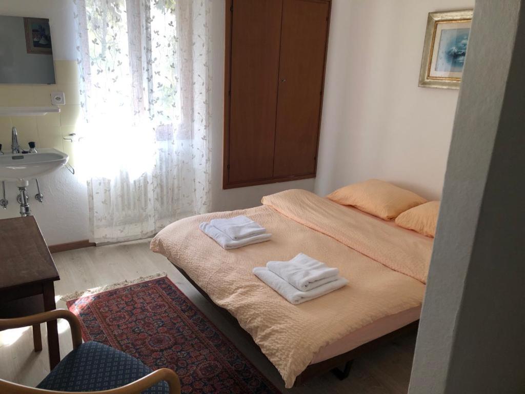 Hotel Pensione Serena Purasca Luaran gambar