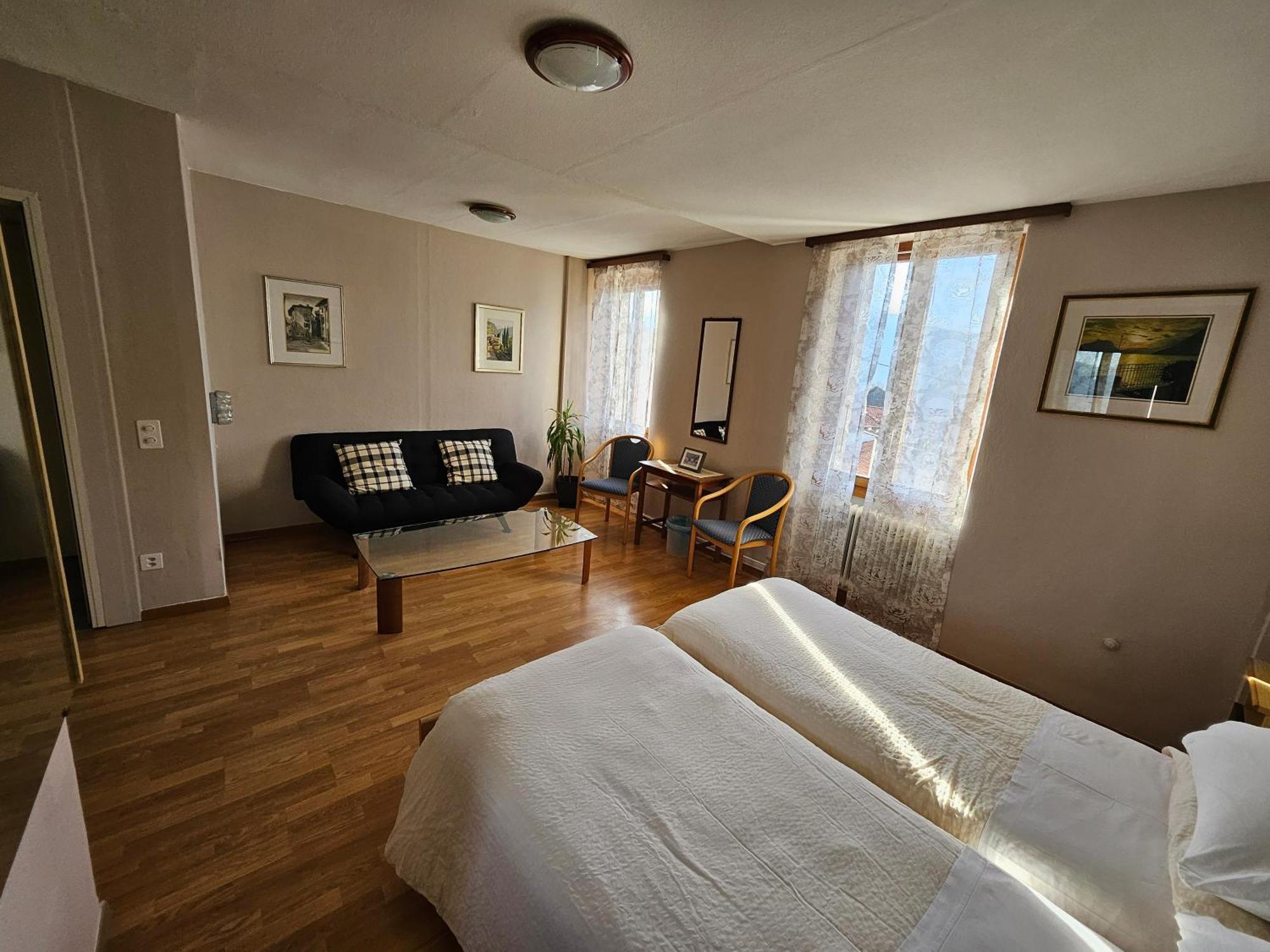 Hotel Pensione Serena Purasca Luaran gambar